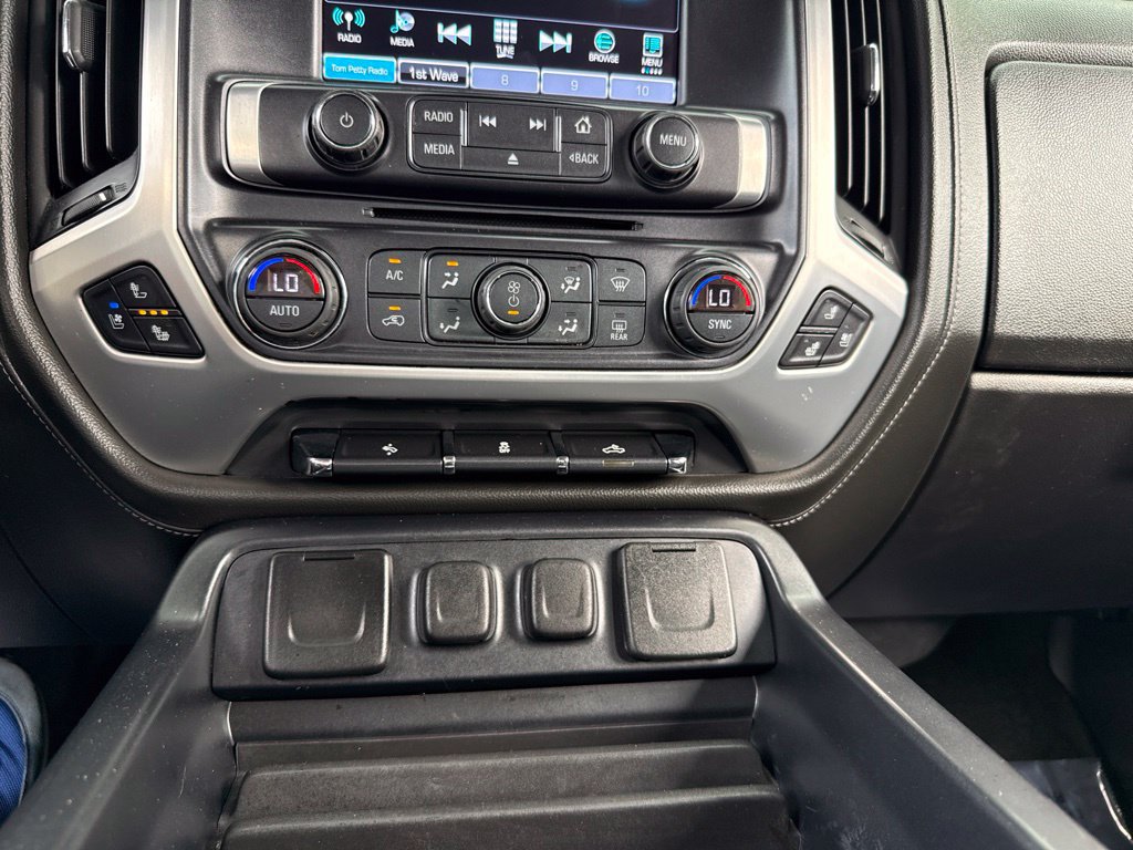 Used 2017 GMC Sierra 1500 SLT w/ SLT Premium Package RWD image 39