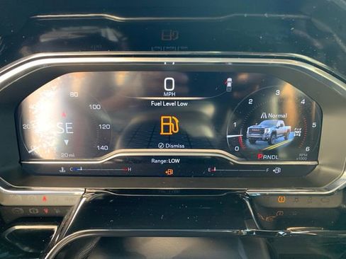 Used 2025 GMC Sierra 2500 SLE image 21