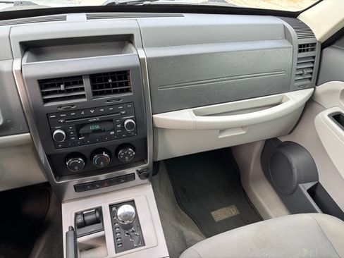 Used 2008 Jeep Liberty Sport w/ Popular Equipment Group AWD/4WD image 13