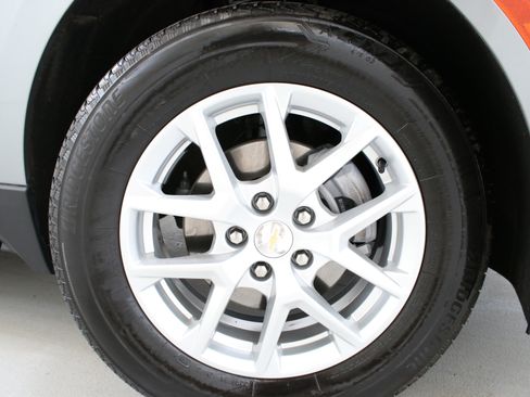 Certified 2024 Chevrolet Equinox LT AWD/4WD image 36