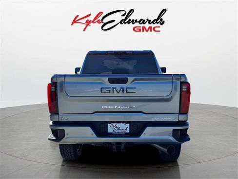 New 2026 GMC Sierra 2500 Denali Ultimate image 6