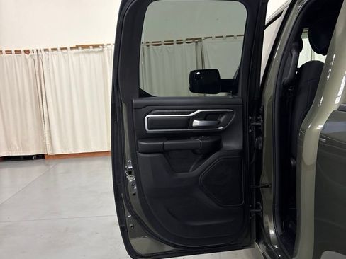 Used 2021 RAM 1500 Big Horn AWD/4WD image 22