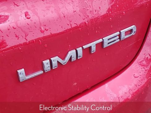 Used 2023 Jeep Compass Limited AWD/4WD image 35