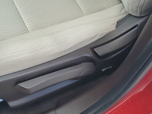 Used 2017 Hyundai Santa Fe Sport AWD/4WD image 16