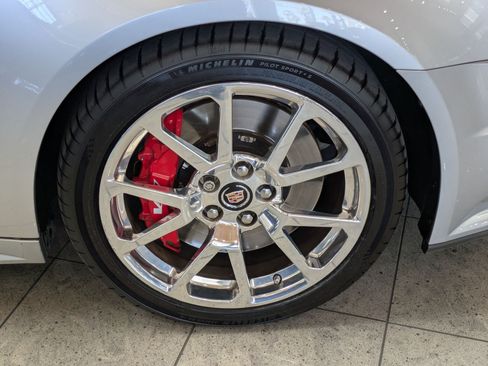 Certified 2014 Cadillac CTS V RWD image 12