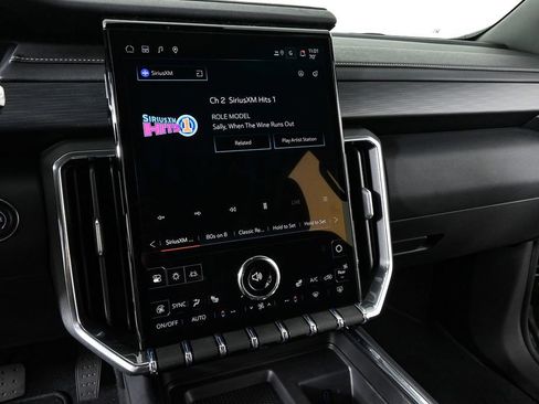 New 2025 GMC Acadia Elevation w/ Elevation Premium Package image 16