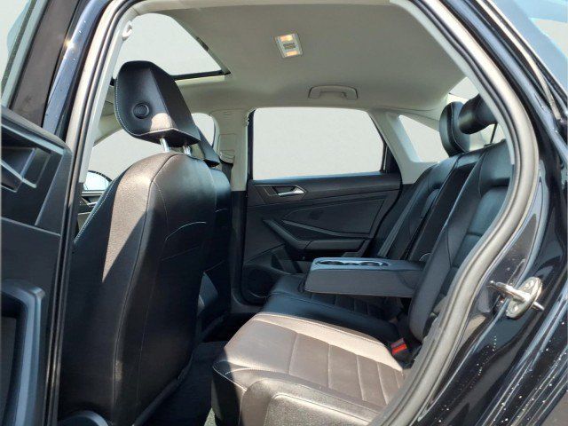 Certified 2023 Volkswagen Jetta SE FWD image 11