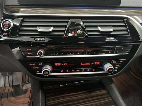 Used 2018 BMW 540i RWD image 21