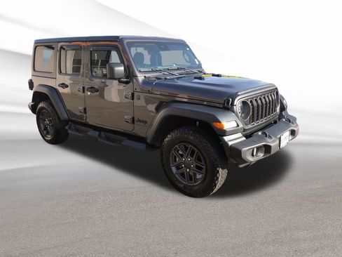 Used 2024 Jeep Wrangler Sport S image 8