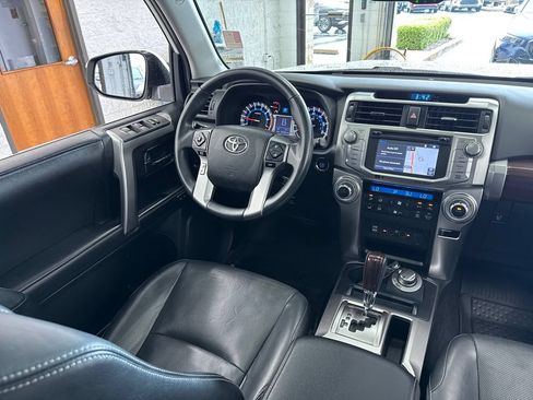 Used 2019 Toyota 4Runner Limited AWD/4WD image 46