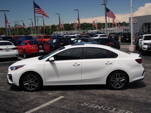 Used 2019 Kia Forte S w/ S Premium Package FWD image 2