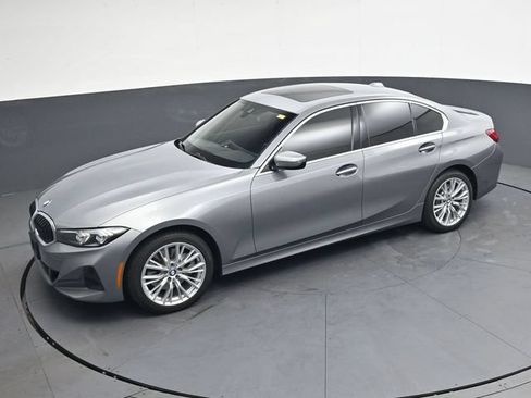 Used 2024 BMW 330i xDrive Sedan w/ Convenience Package AWD/4WD image 27