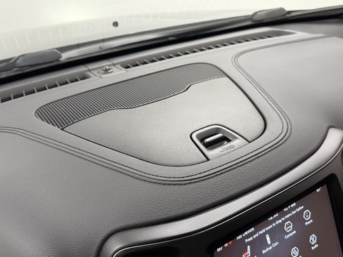 Used 2021 Jeep Cherokee Latitude Lux 80th Anniv w/ Quick Order Package 26U 80TH AWD/4WD image 42