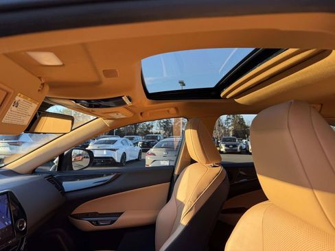 Used 2023 Lexus NX 350 Premium image 20