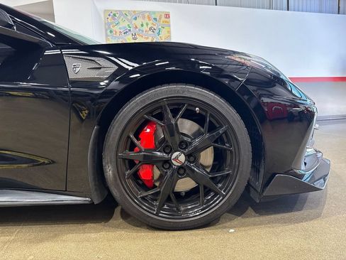 Used 2022 Chevrolet Corvette Stingray Premium Conv w/ Z51 Performance Package RWD image 42