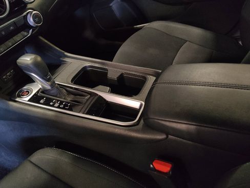 Used 2025 Nissan Sentra SV FWD image 26