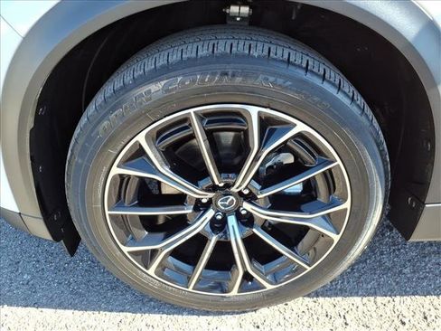 Used 2025 MAZDA CX-70 Plug-In Hybrid w/ Premium Pkg image 9