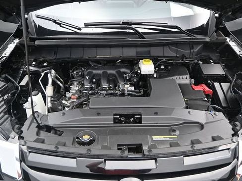 Used 2025 Nissan Pathfinder SL AWD/4WD image 20