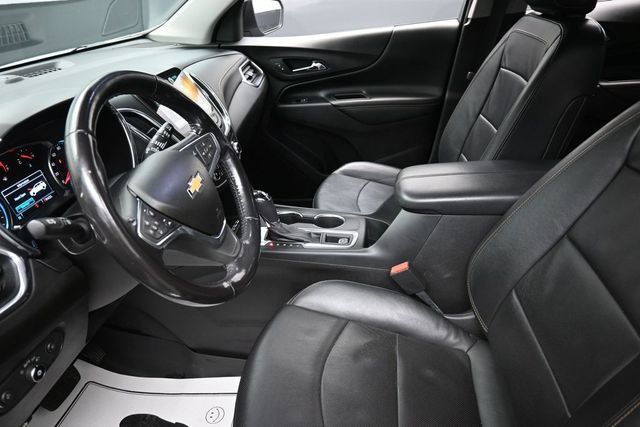 Used 2018 Chevrolet Equinox Premier FWD image 16