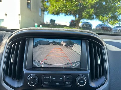 Used 2016 Chevrolet Colorado Z71 RWD image 45