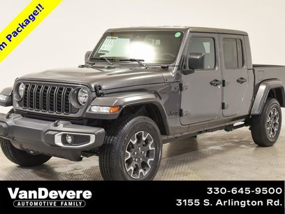 Used 2025 Jeep Gladiator Sport w/ Premium Package