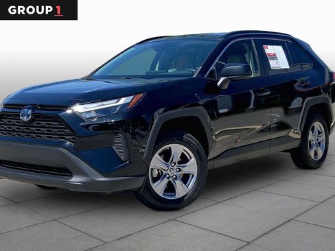 Used 2024 Toyota RAV4 LE AWD/4WD image 1