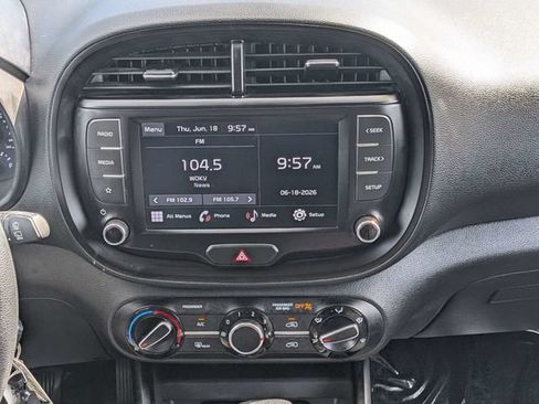 Used 2022 Kia Soul LX FWD image 17
