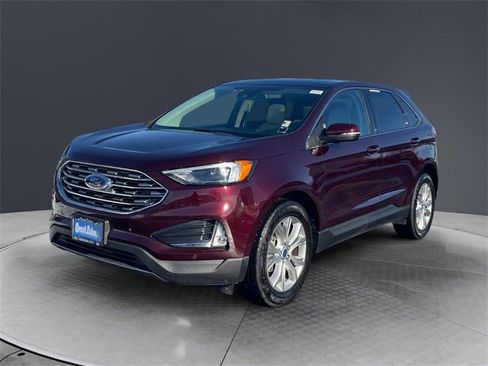Used 2022 Ford Edge Titanium image 7