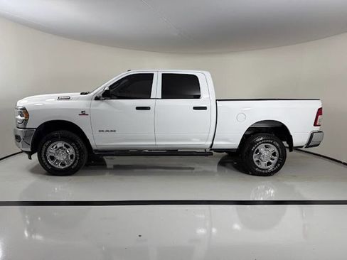 Used 2022 RAM 2500 Tradesman w/ Chrome Appearance Group image 4