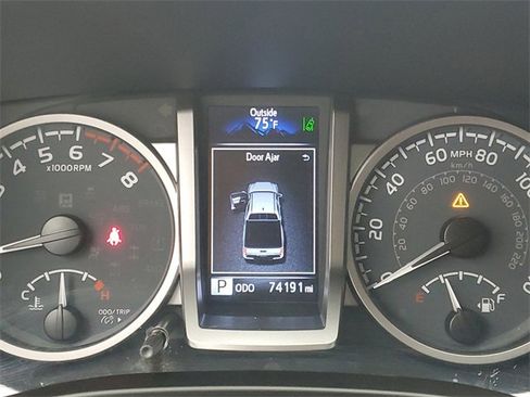 Used 2021 Toyota Tacoma SR5 image 28