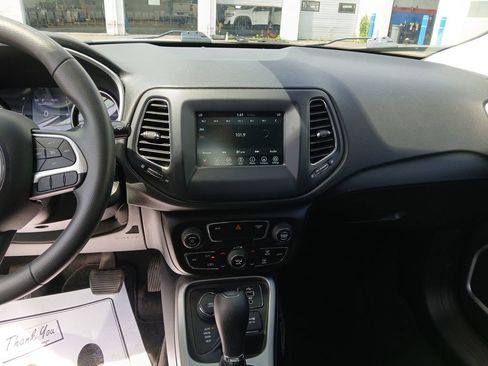 Used 2021 Jeep Compass Sport AWD/4WD image 15