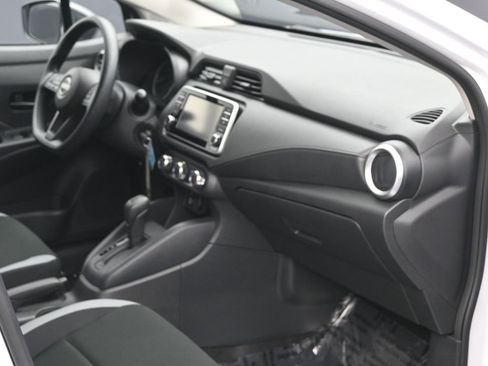 Certified 2025 Nissan Versa S w/ Trunk Package image 6