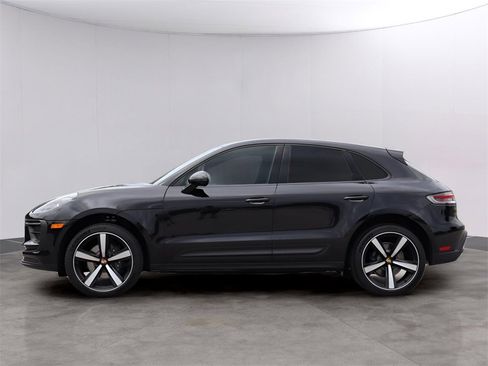 New 2025 Porsche Macan image 2
