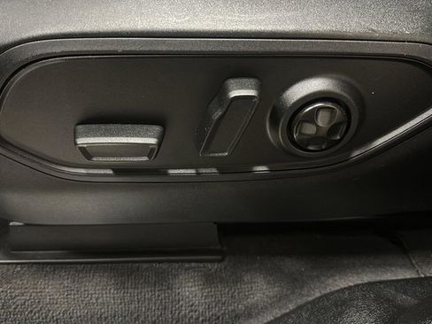 Certified 2021 Jeep Grand Cherokee L Overland image 17