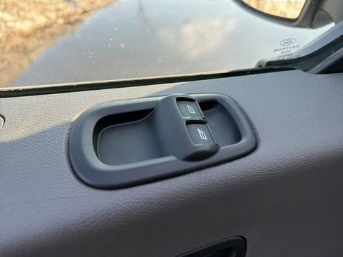 Certified 2023 Ford Transit 150 Low Roof image 19