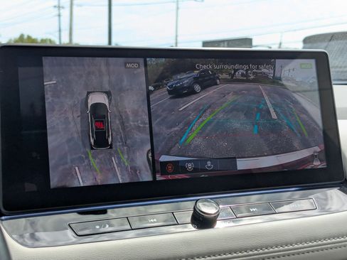 Certified 2024 Nissan Rogue SL w/ SL Premium Package image 12