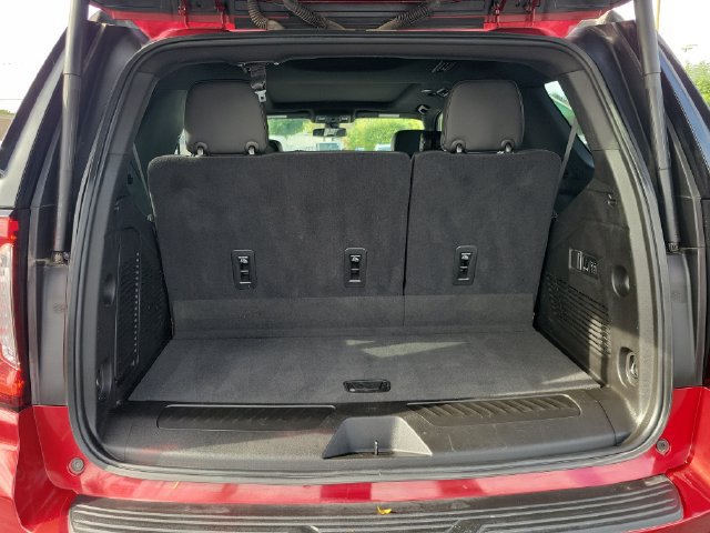 Used 2021 GMC Yukon SLT w/ SLT Premium Package AWD/4WD image 32