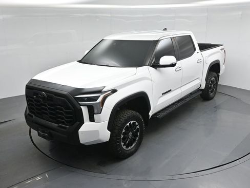 Used 2024 Toyota Tundra SR5 image 31