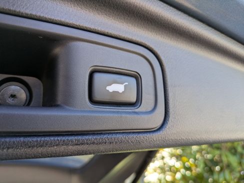 Used 2017 Honda Pilot Touring image 20