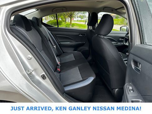 Certified 2025 Nissan Versa SV FWD image 18