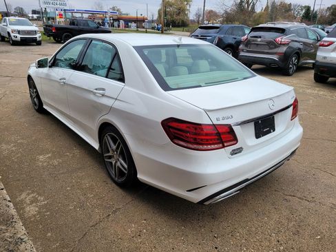 Used 2016 Mercedes-Benz E 350 4MATIC Sedan image 10