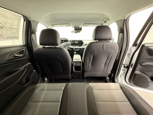 New 2026 Chevrolet Trax LT w/ Driver Confidence Package FWD image 27