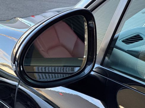 Used 2021 Porsche Macan S image 41