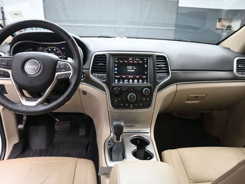 Used 2016 Jeep Grand Cherokee Limited RWD image 9