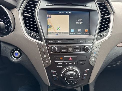 Used 2017 Hyundai Santa Fe Limited w/ Cargo Package image 18