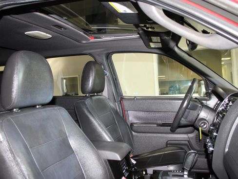 Used 2012 Ford Escape Limited FWD image 27