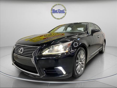 Used 2013 Lexus LS 460 AWD w/ Comfort Pkg image 1