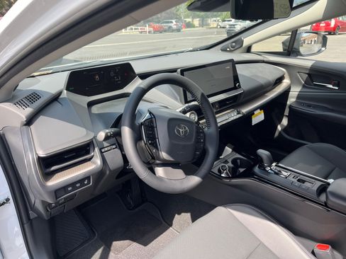 New 2026 Toyota Prius Limited FWD image 11