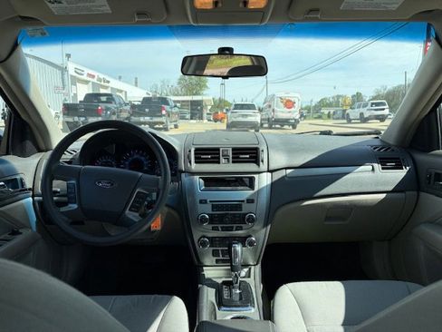 Used 2012 Ford Fusion SE FWD image 11