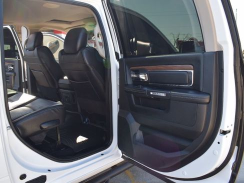 Used 2015 RAM 2500 Laramie AWD/4WD image 14